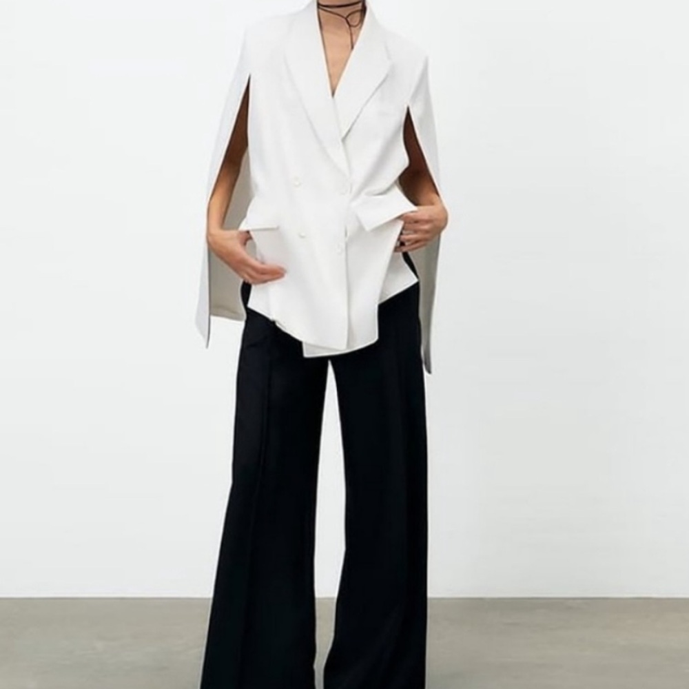 Zara Women's White Double Breasted Cape Blazer